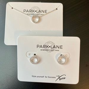 Park Lane Roo necklace and matching earrings